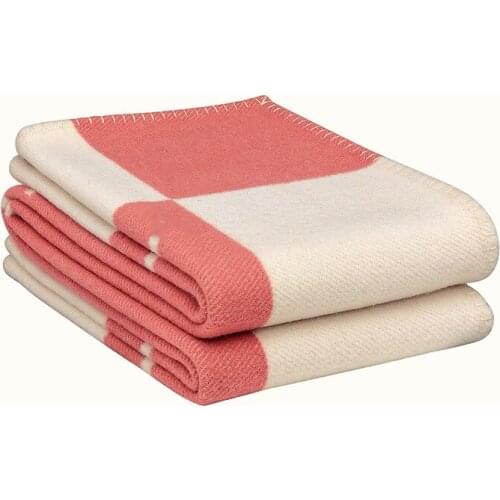 Popular Fashion velvet knitted Blanket Plaid Crochet Soft Scarf Shawl Portable Warm Sofa Bed Fleece throwing blanket