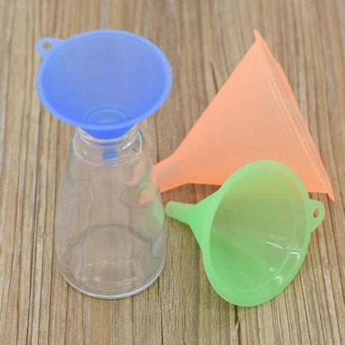 5 Pcs/Set 5 Size Candy Color Liquid Oil Funnel Liquid Transfer Funnel Kitchen Lab Funnel Supplies Anti-fouling Durable Funnel
