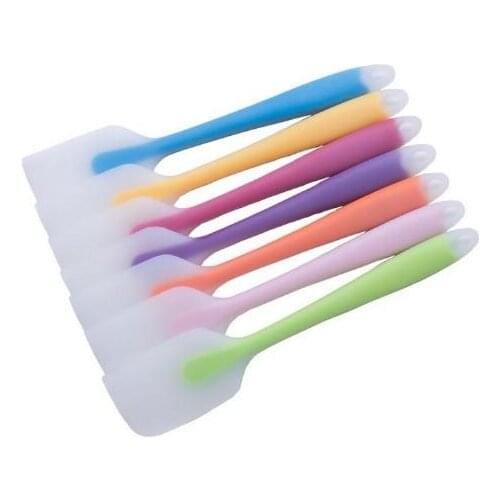 Bake Gadget Silicone Kitchen Accessories Soft Seamless Spatula Butter Cream Scraper Brush Baking Maker 6Colors