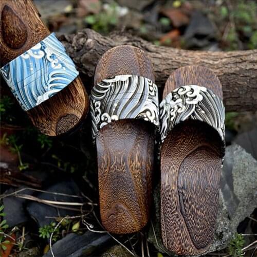 Japan Style Mens Wooden Outdoor Slippers Ocean Wave Prints Flat Heel Summer Casual Sandals Beach Slippers Cosplay Shoes