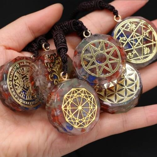 Hot Sale Orgonite Amulet Pendant Necklace Reiki Heal 7 Chakras Round Meditation Energy Stone for Women or Man Necklace Jewelry