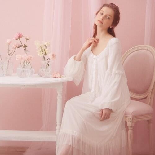 Free Shipping 2016 New Autumn Two layers Princess Nightdress Court Pijamas Womens Long Nightgown Pink and White Nightshirt