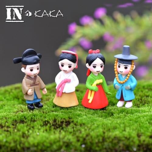 Lovely Korea girl boy anime Figures micro fairy garden decoration figurine Toys miniature terrarium dollhouse DIY accessories