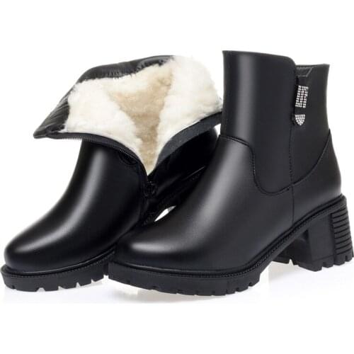 2020 New Fashion Rhinestone Genuine Autumn Single Boots Womens Boots Large Size Warm Plush Wool Winter Shoes Woman Snow Boots