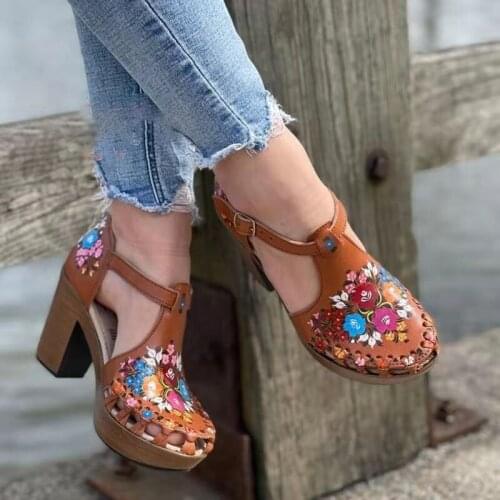 Casual Square Heel Sandals Women 2021 New Summer Retro Women High Heel Sandals Fashion Round Head Flower Sandals Women