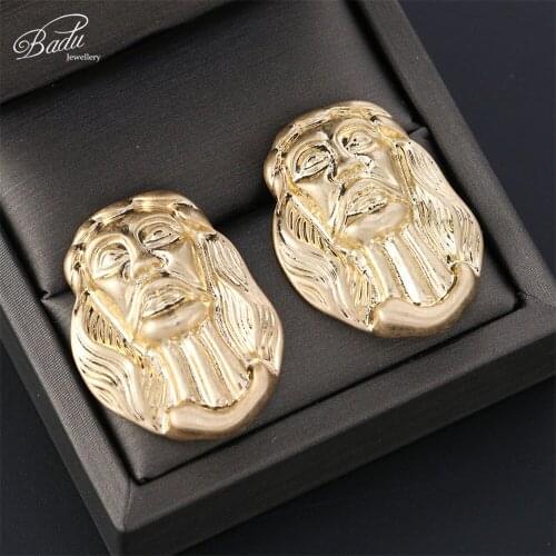 Badu Vintage Frosted Gold Portrait Earring for Women Big Stud Irregular Earrings Punk Fashion Jewelry Gift for Girls Wholesale