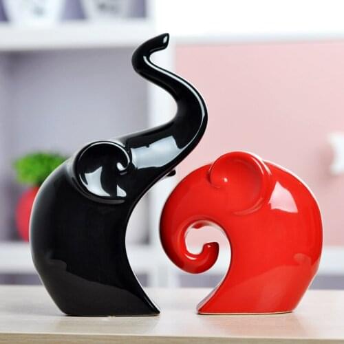 Modern jewelry ornaments Home Furnishing ceramic s wedding gift lovers like the living roomroom Art Statue
