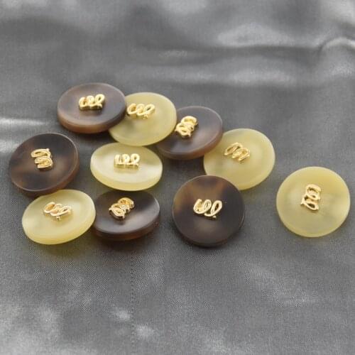 New 10pcs Resin 4 holes Buttons Sewing accessories Size Complete for clothing Decorative Plastic Buttons Handmade DIY