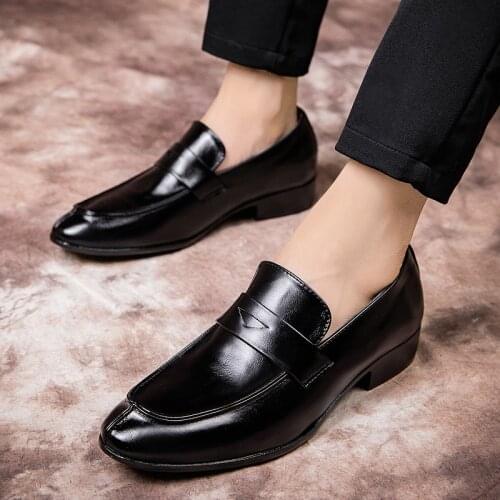 Luxury Men Loafers slip on Summer Men Dress Shoes outdoor Office Business brogue Mens Casual Work Shoes men Loafers