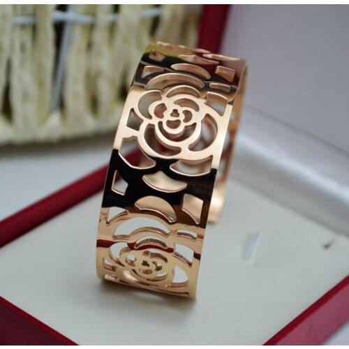 XEEWOOX Golden Bracelets