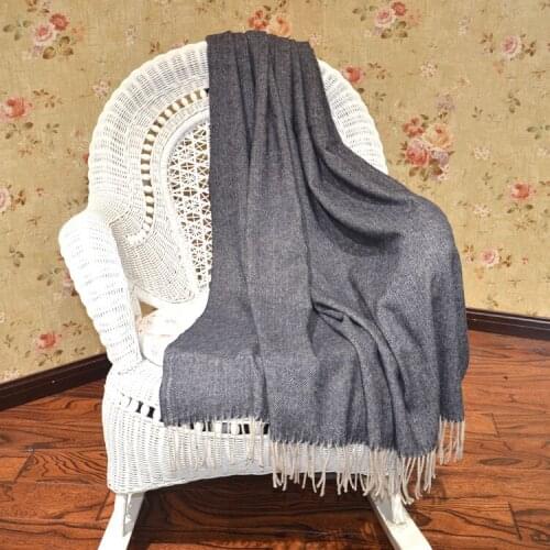Wool Blanket Solid Color Wool Plush Leisure Rug Sofa Cover Leisure Lunch Break Tassel Rug