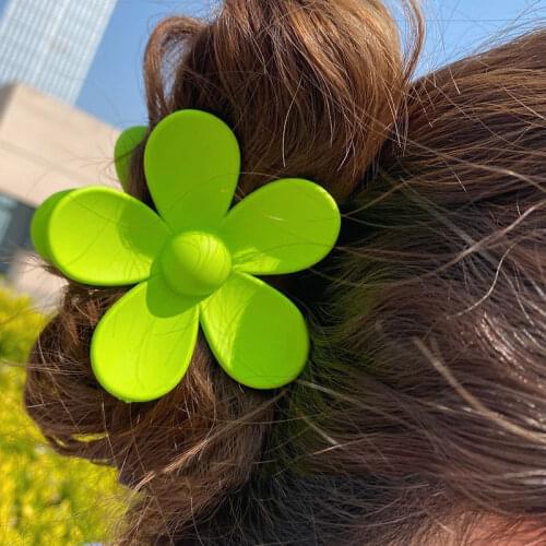 AOMU 1PC 2021 Korea INS New Summer Candy Color Flower Acrylic Hair Claw Clips for Women Girls Hair Accessories Headwear Gifts