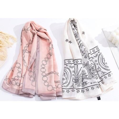 All Kinds of Small Fresh Silk Scarf. Spring and Summer 2020 New Hairband Silk Scarf. Korean Decorative Fashion Headdress