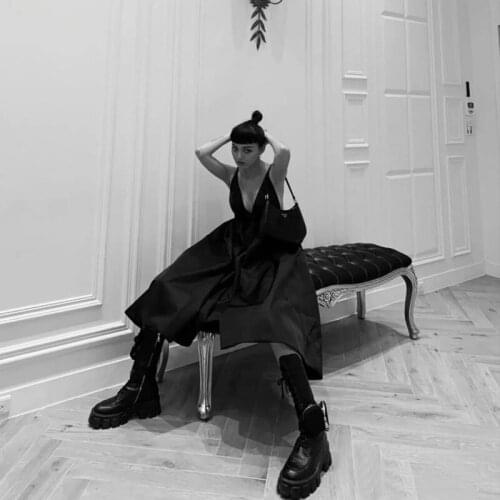 Temperament goddess deep V suspender dress Hepburn style high waist dress