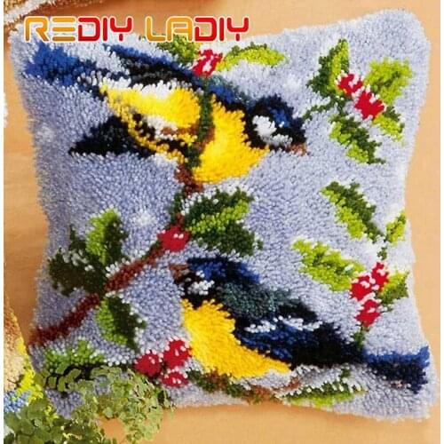 REDIY Latch Hook Cushion Kits Lover Birds Pillows Wedding Decoration Kits for Embroidery Unfinished Latch Hook Pillow Case BZ639