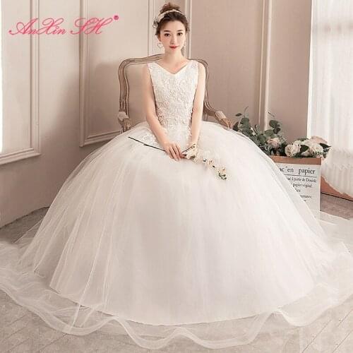 AXJFU princess rose flower lace white wedding dress turkey party vintage v neck half sleeve bride sparkly wedding dress