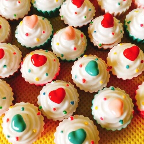 10 pcs cup cake/desserts/cream cakes/miniatures food/ cute/fairy garden gnome/moss terrarium decor/bonsai/figurine/doll house