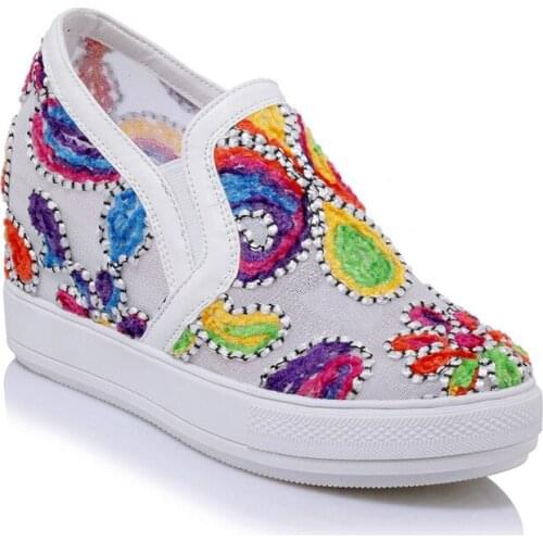 Increased age season in 2018 within the new diamond size 32-45 yards high-heeled loafers. 1868