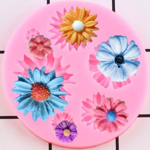 Daisy Flower Silicone Molds DIY Chrysanthemum Cupcake Topper Fondant Cake Decorating Tools Candy Polymer Clay Chocolate Moulds