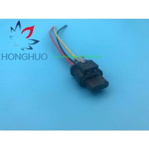 Flat Housing Connector Plug 3-pin Wiring Harness for A3 Q7 2008 2010 3C0973203