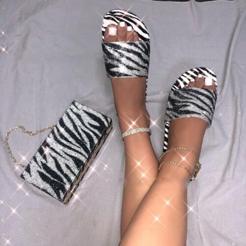 Women Shoes Black And White Rhinestone Slippers Women Flat Sandals And Slippers Slides Fashion Rhinestone Handbag Dinner Bag