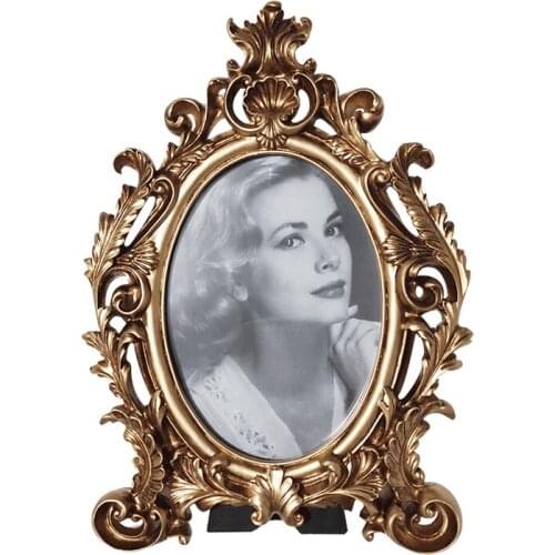 European Neoclassical Palace Wedding Shaped Wall Hanging Desktop Resin Photo Frame