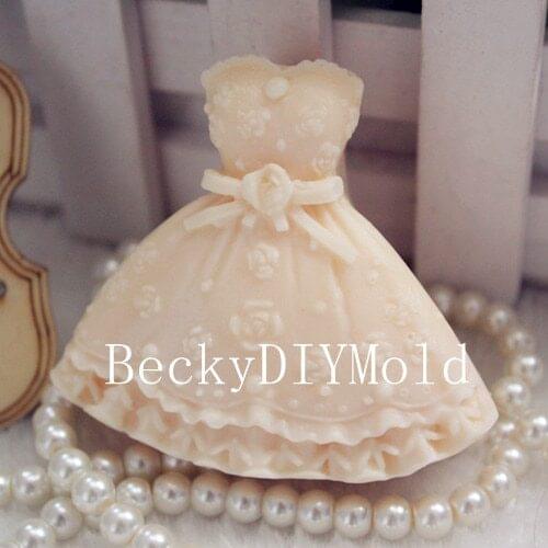 Wholesale!!!1pcs The Skirt (zx46) Silicone Handmade Soap Mold Crafts DIY Mould