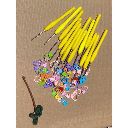 One 1.75mm hook for Crochet,Crochet needles,Crochet tools for No.3 lace wool, Amigurumi Crocheting tool