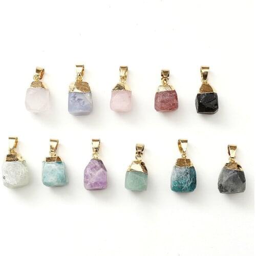 2021 Irregular Shape Opal Stone Cubic Natural Stone Necklace Pink Crystal Pendant Bohemian Style Ladies Jewelry Accessories