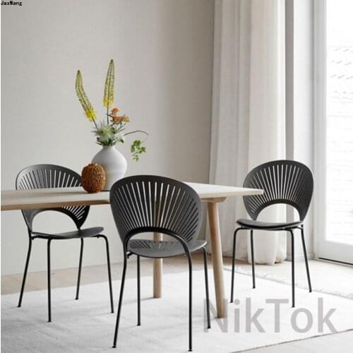 Nordic Dining Chair Modern Simple Danish Designer Shell Chair Luxury Solid Wood Dining Chairs Makeup Chair Kitchen Furniture