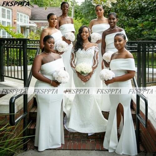 White Off The Shoulder Long Bridesmaid Dresses For Black Women Side Slit Mermaid Plus Size Maids Of Honor Gowns Wholesale