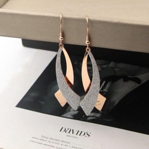 Fashion Ear Hook Frosted Rose Gold Double Curved Knife Earrings Hipster Personality Wild Woman Titanium Steel Earrings Jewelry