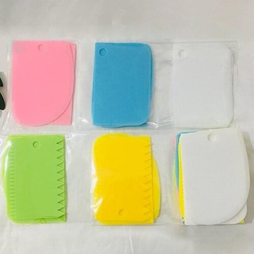 3pcs/lot Dough Cake Scraper Cutter Spatula for DIY Cake Cream Scraper Pasty Cutters Irregular Teeth Edge Scraper Baking Tools