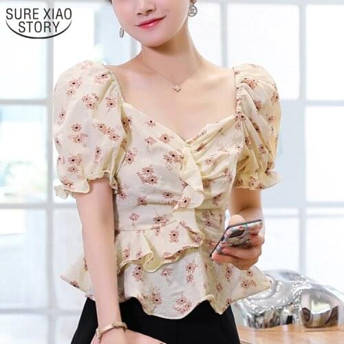 Korean Small Daisy Sweet Floral Sexy Slash Neck Short Section Pleated Short-Sleeve Top Women 2021 Fashion Women Blouses 9664