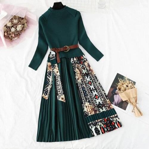 Women Long Sleeve Sweater Dress 2020 With belt Vintage Autumn Winter Dresses Women O-neck A Line Pleated Long Knitted Dress