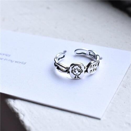 Silver Color Little Girl Portrait Rings For Women Retro Cute Hollow Round Mini Portrait Ring Party Simple Design Jewelry A932