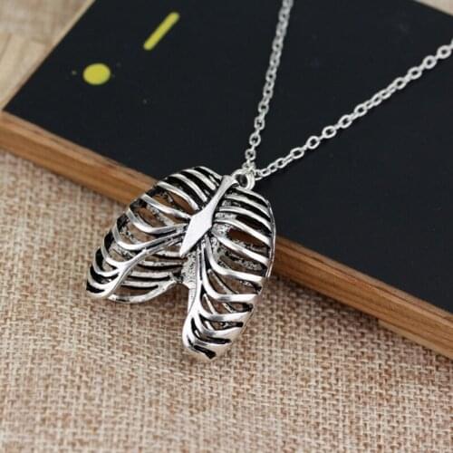 1pc Vintage Gothic Rib Cage Necklace Choker Anatomical Skeleton Goth Punk Retro Pendant Necklace Jewelry Gift for Men