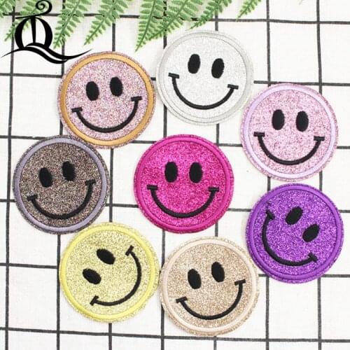 1pcs 6.2X6.2cm Smiling face Sewing Clothes Patch Iron On Embroidery Patches Hotfix Applique Motifs Sew On cartoon Patch E2