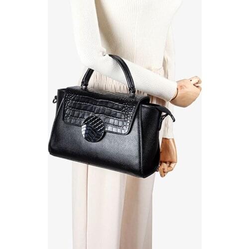 Leather Lipstick Crossbody Handbags Ladys Novelty Shoulder Bag With a Large-Capacity Head Layered Psoriasis Stiletto Satchels