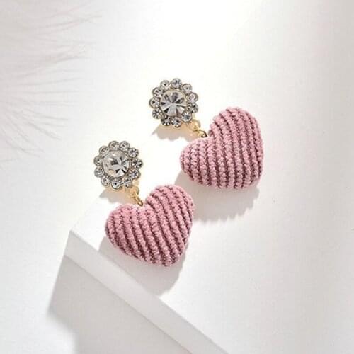 New Fashion Sweety Pink Plush Love Heart Earrings For Girl Simple Round Crystal Earrings Gifts Fashion Wedding Jewelry Gift