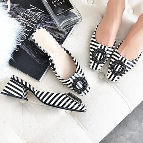 SHININGTHROUGH Women's Slip-ons