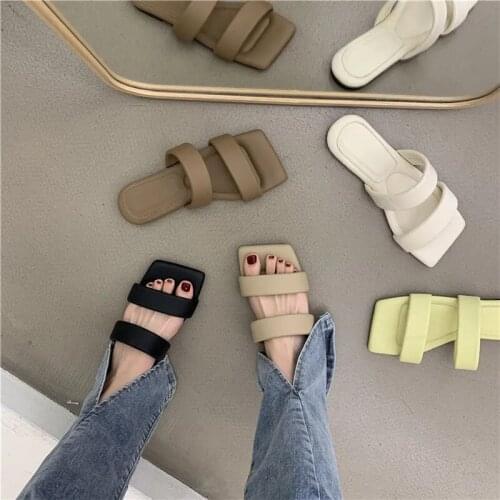 Women Summer Retro Classics Slippers Outdoor Beach Comfort Flat Slides Designer Leather Flats Candy Color Square Toe Mules Shoes