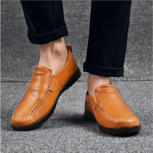 Autumn Men Shoes Genuine leather Comfortable Men Casual Shoes Footwear Chaussures Flats Men Slip On Lazy Shoes Zapatos Hombre 47