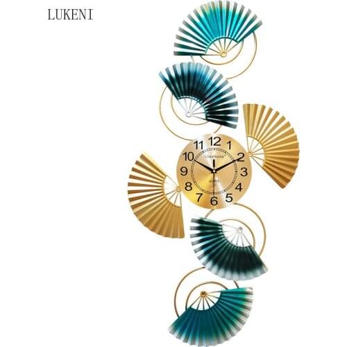 New Chinese Fan Guest Restaurant Decoration Wall Clock Creative Light Luxury Wall Decoration Modern Silent Clock Wall