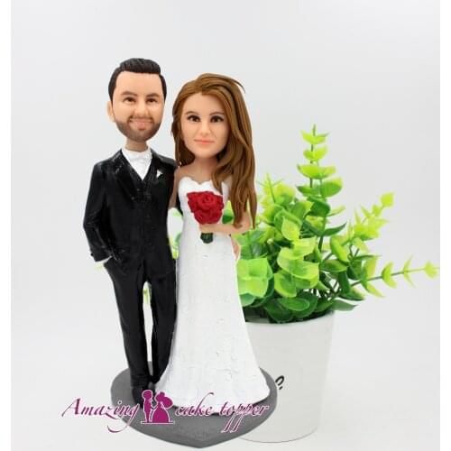 2019 AMAZING CAKE TOPPER Love red rose bouquet wedding dressToys Custom Polymer Clay Figure From Pictures