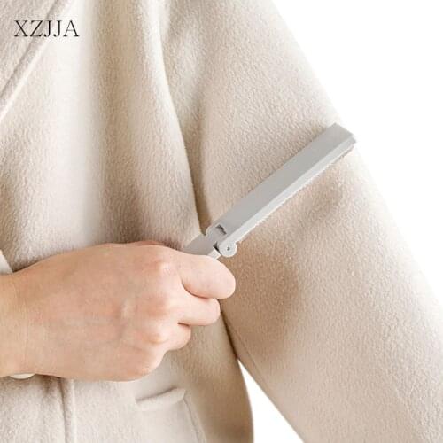 XZJJA Portable Electrostatic Lint Brush Reusable Pet Hair Remover Brush Folding Home Clothing Blanket Sweater Cleaner Shaver