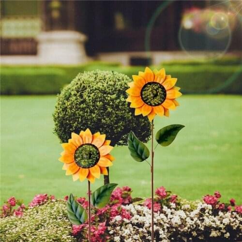 Wrought Iron Windmill Courtyard Outdoor Rotating Stake Sunflower Wind Spinner for Garden Yard Statue Decor Metal Art Ornaments