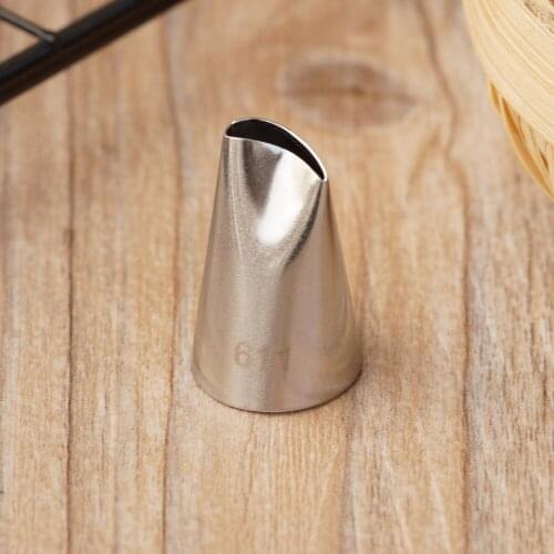 #611 Cake Cream Decoration Tips Freesia Piping Nozzle Stainless Steel Pastry Nozzle Cake Piping Tools Create Pinecone