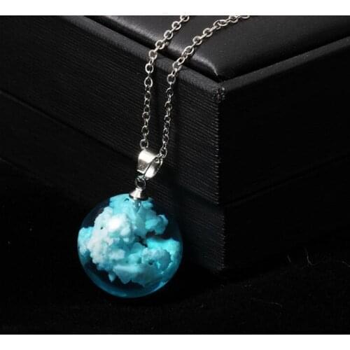 Creative Sweet Resin Blue Sky White Clouds Ball Pendant Necklace for Kids Female Gift Fashion Neck Jewelry Punk Circle Necklaces