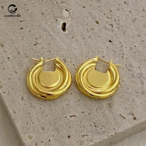 Retro Hong Kong style Temperament copper Metal Earrings Blogger Earrings U-shaped Round brand European and American Jewelry 796